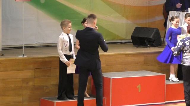 Награждение Дети-2, 4 танца СММ Dance Ural Даша Недовесова и Сергей Сикорский 3 место! смотреть онлайн