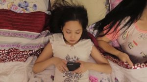 Социальный ролик про семью: Ребенку нужна семья.