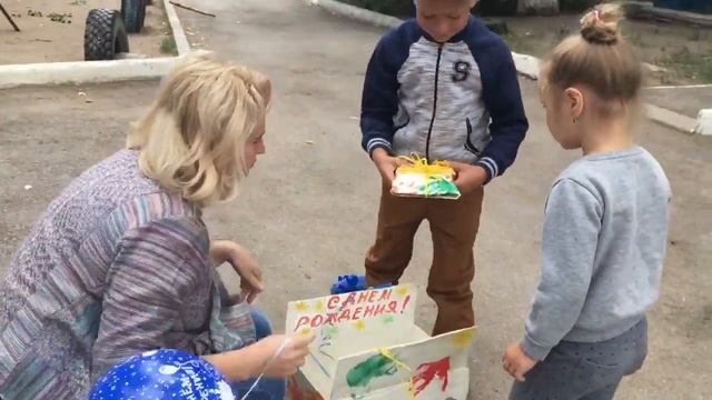 Подарок брату. смотреть онлайн