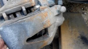 VW Polo sedan замена передних колодок