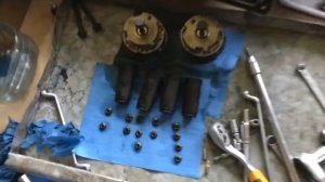 Замена резиновых втулок свечных колодцев на БМВ 316TI, E46