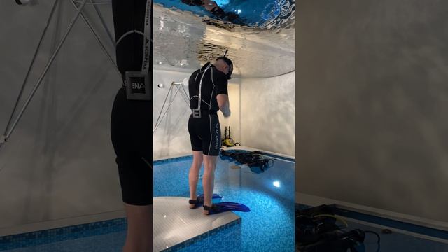 Как не нужно заходить в водуКак не нужно заходить в воду смотреть онлайн