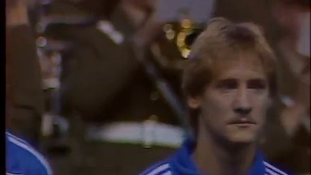 East Germany vs France 1988 - DDR Anthem (Choir) смотреть онлайн