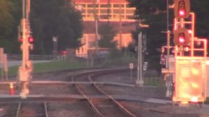 Скоростной поезд в США железнодорожный транспорт Америки. Тепловоз пассажирские вагоны США