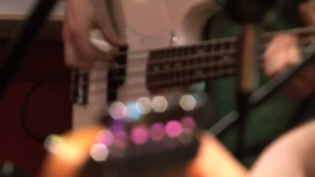 Alt-J - Something Good (The Amazing Sessions) смотреть онлайн