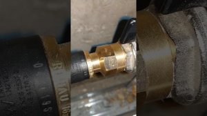 Течь из фитинга Rehau