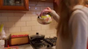 КАК СЕСТРА РЫЖЕГО ИСПРОТИЛА ВЕЧЕРИНКУ!!