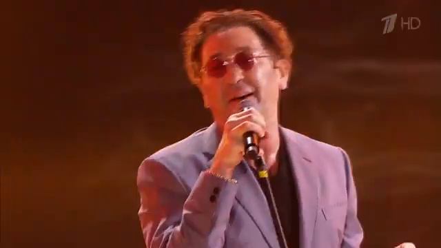 Концерт "он и она" Григорий Лепс - я поднимаю руки смотреть онлайн