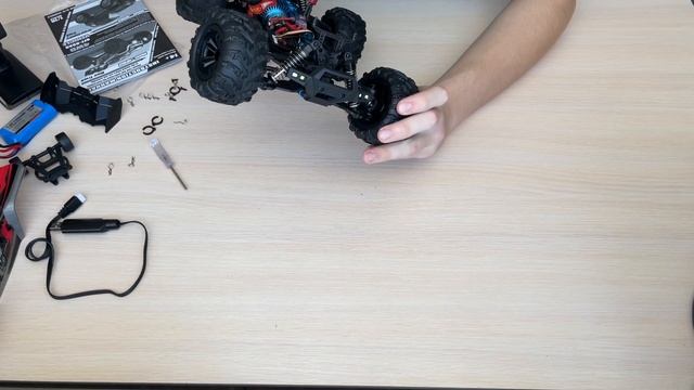 Обзор rc модели 1/16 CONQUER смотреть онлайн