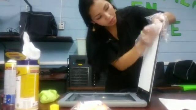 MANTENIMIENTO PREVENTIVO DE UN SCANNER CANON LIDE 30 смотреть онлайн