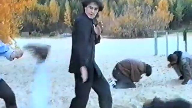 ХУЛИГАНЫ ПРОТИВ ЮН ЧУН Тел: 89057402222 Самооборона смотреть онлайн
