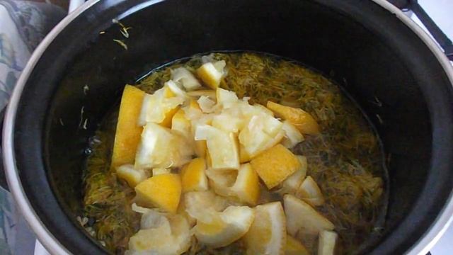 Варенье из одуванчиков с лимоном .