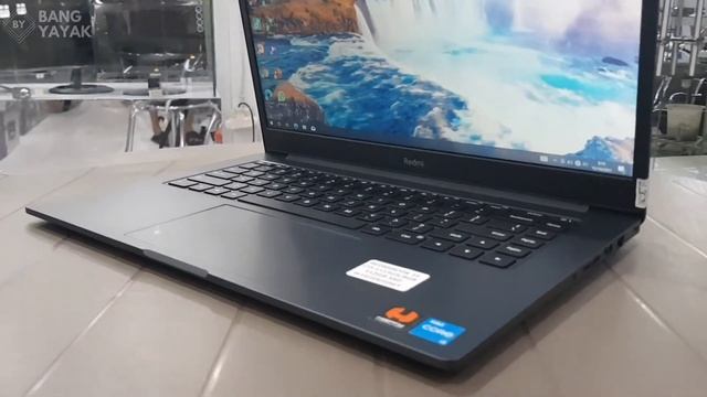 Laptop Pilihan Kita - XIAOMI REDMIBOOK 15 смотреть онлайн