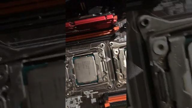 ¡Nueva Adquisición! Desempaquetando los Xeon E5 2696 V3 para Minería ?? #XeonE5 #Unboxing смотреть онлайн