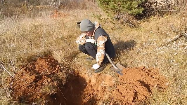 Коп на Водонасосной станции и у кустов акации. Коп металлолома