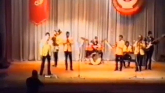 DIXIELAND-Mirny Yakutia - Песня фронтовых журналистов смотреть онлайн