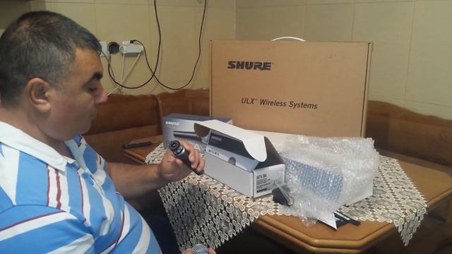 Unboxing Shure Beta 58A смотреть онлайн