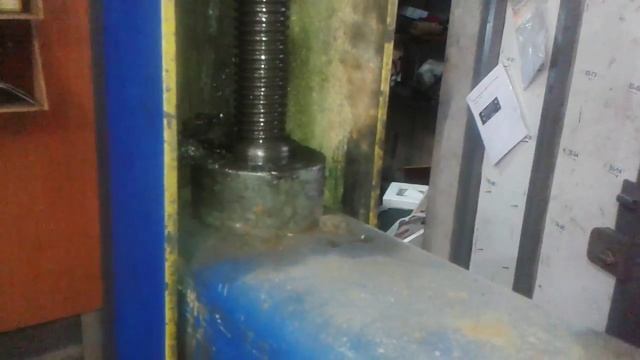 Подъемник четырехстоечный (винтовой) смотреть онлайн