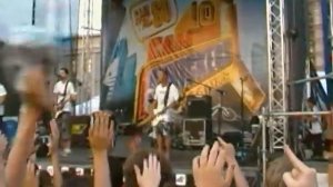 Noize MC - Девочка-скинхед (Сникерс Урбания, Самара 24.07.2010)