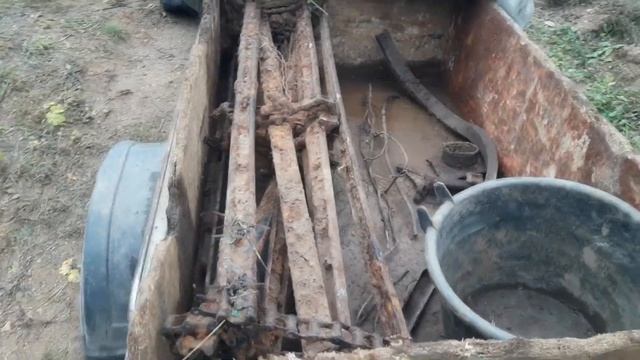 Достаю при помощи домкрата рельса .Коп Металлолома!! смотреть онлайн