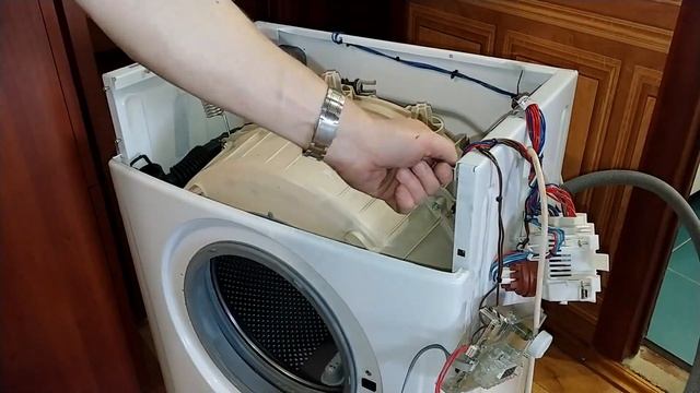 Ремонт стиральной машины Атлант 45у102. Замена подшипника барабана. Часть 3. Сборка. смотреть онлайн