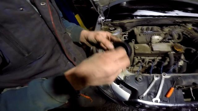 Замена ролика приводного ремня DATSUN. смотреть онлайн