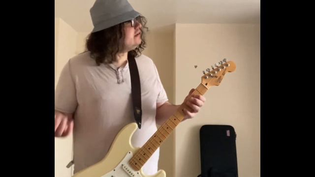 Squier Stratocaster Made in Korea 1989 (like and subscribe ) смотреть онлайн