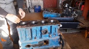 Двигатель Д-240 установка гильз и проверка на герметичность.