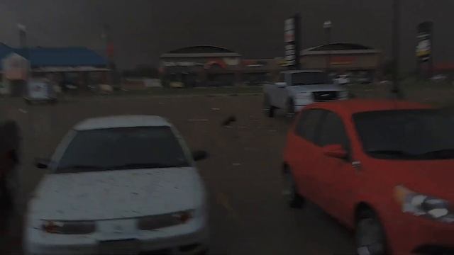 Cloverfield Monster emerges near Lake Michigan смотреть онлайн