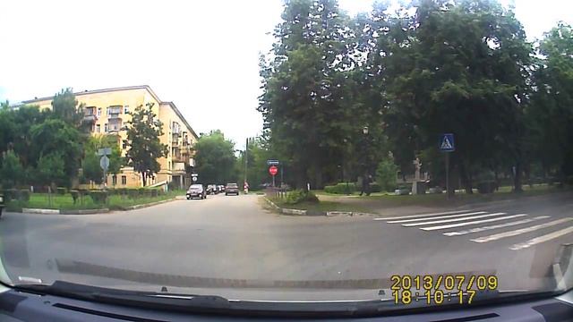 Пламенный привет Сузучке или неуправляемый снаряд смотреть онлайн