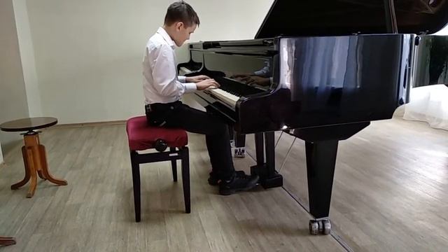 Конкин Иван, 1 класс. П. Чайковский. "Старинная французская песенка" смотреть онлайн