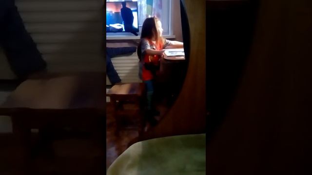 Мы с Катей сделали маникюр смотреть онлайн