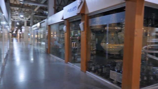 Shopping for Our New MANILA CONDO! (Crazy Prices at Home Depot) смотреть онлайн