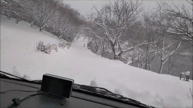 実走行　オールシーズンタイヤ　オートバックス　台湾マキシス смотреть онлайн