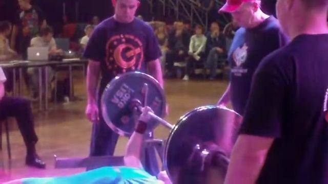 Чемпионат UPO г.Киев 26.04.2012 жим лежа с моста смотреть онлайн