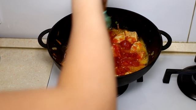 Выкладываю сухие макароны в сковороду и через 20 мин вкусный ужин готов. смотреть онлайн