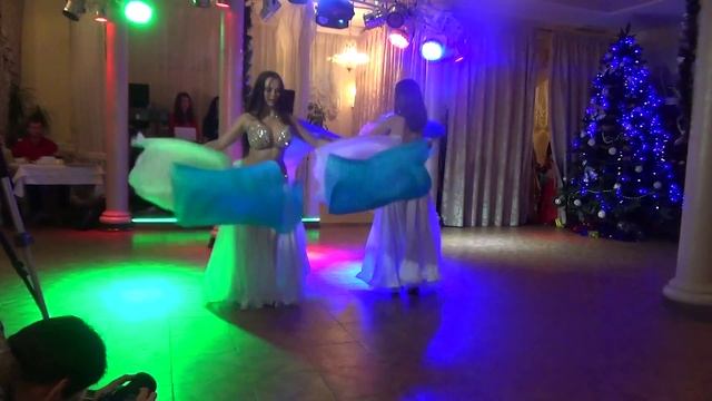 Танец живота на Праздник. Восточное Шоу Шахназ. смотреть онлайн