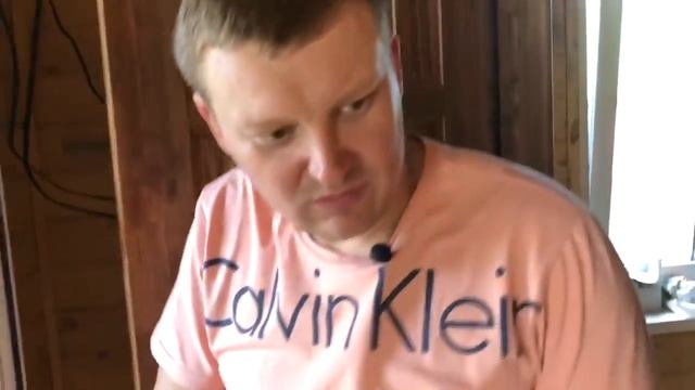 Дом из профилированного бруса через 2 года | Добавляем продухи в подпол смотреть онлайн