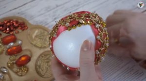 Как сделать новогодний шар из пайеток.  Мастер-класс.