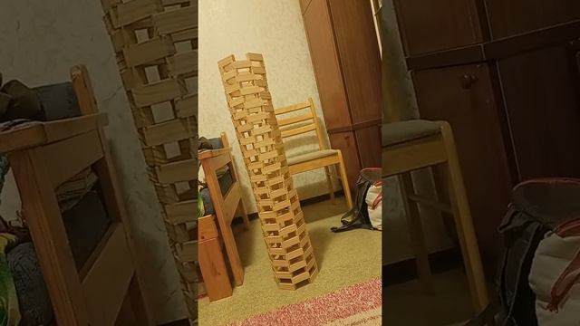3 часть как я сломал башню из домино и ещё как у меня во время ролика упал у меня телефон. смотреть онлайн