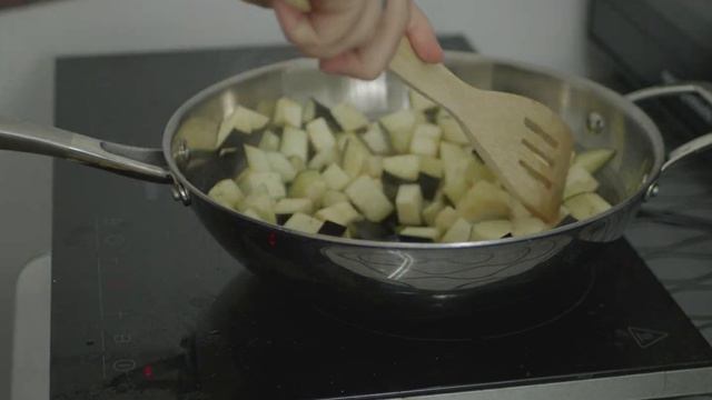 Вкусное ОВОЩНОЕ РАГУ из баклажанов! смотреть онлайн