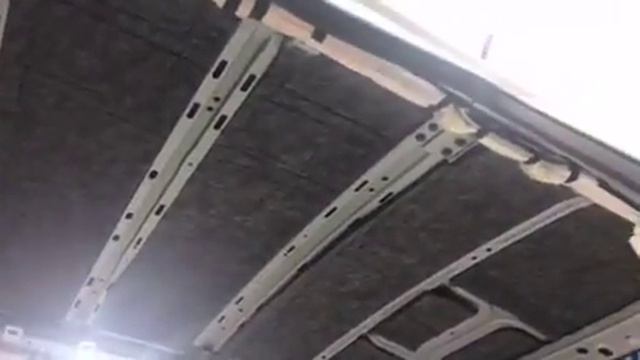 Шумоизоляция крыши делается, чтобы уменьшить наружный шум, в основном от дождя смотреть онлайн