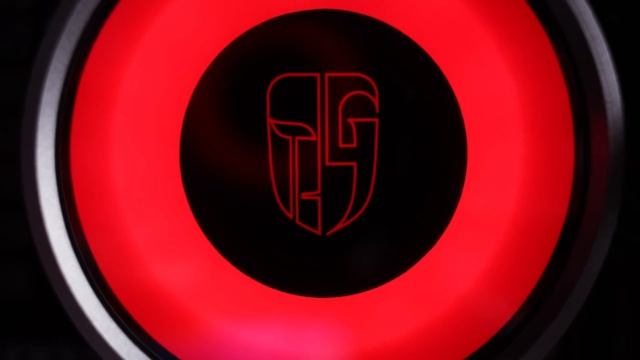 PC build Cooler Master Case - Epic B-Roll смотреть онлайн