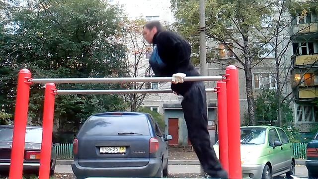 33 отжимания на брусьях +32 кг смотреть онлайн