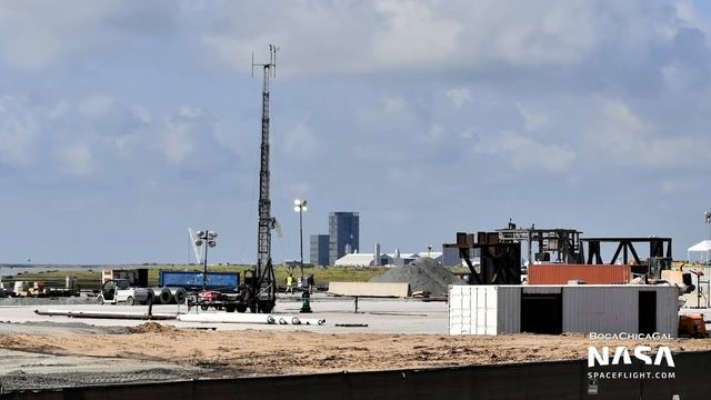 SpaceX Boca Chica - SN10 Stacking Begins - SN8 Static Fire Prep смотреть онлайн