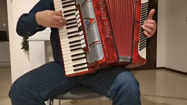 Akordeon Paolo Soprani 120/4/5 Musette смотреть онлайн