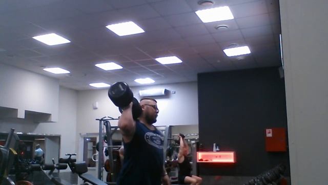 Жимовой Швунг Гантели - 37.5кг смотреть онлайн