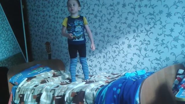 ШОК!!! ШРЕДДЕР БЬЁТ ДЕТЕЙ!! смотреть онлайн
