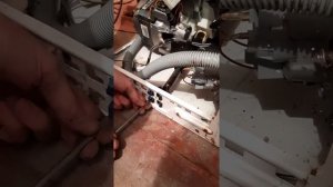 заклинил барабан...замена подшипников на стиральной машине WHIRLPOОL