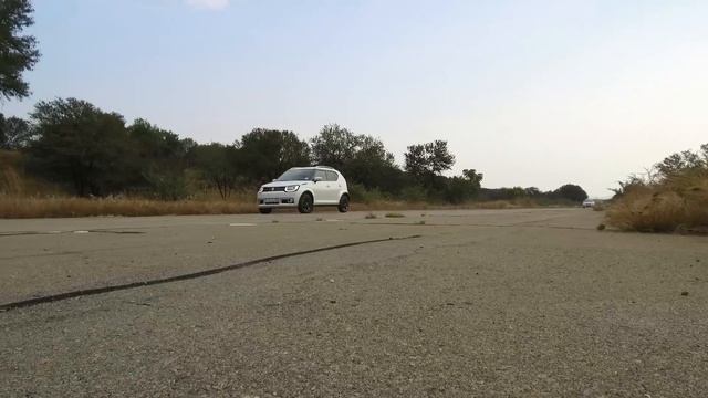 Suzuki Ignis vs. Swift смотреть онлайн